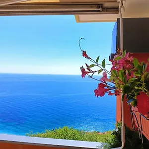 la-sundevilla.hotelitalianriviera.com/